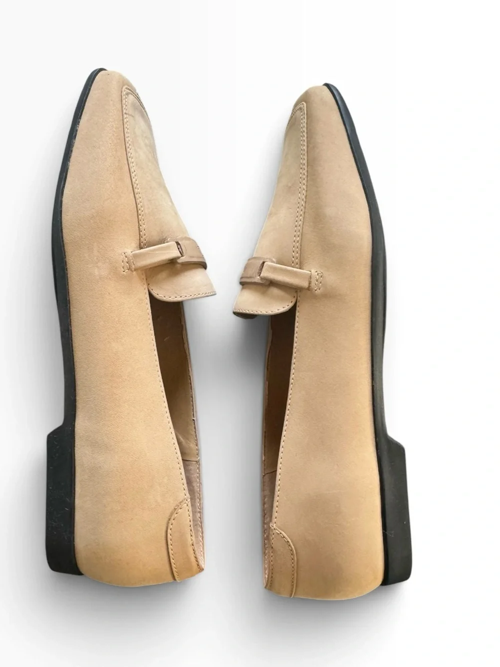Lauren Ralph Lauren cream square toe loafers size 7.5 B
